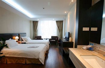 Respond & Aparthotel
